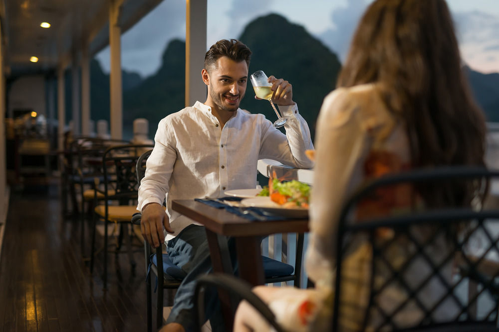 Paradise Elegance Cruise Halong Hạ Long Exterior foto